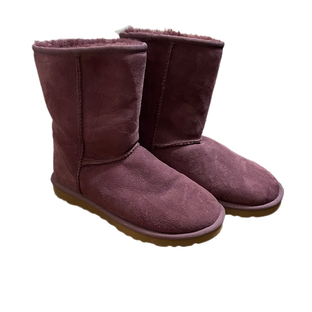 Ugg Australia Classic Short Boots Sheepskin in Purple